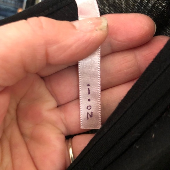 𝅺I.ON small Black top / cover up  double V dolman sleeve detail at bust - Picture 2 of 4